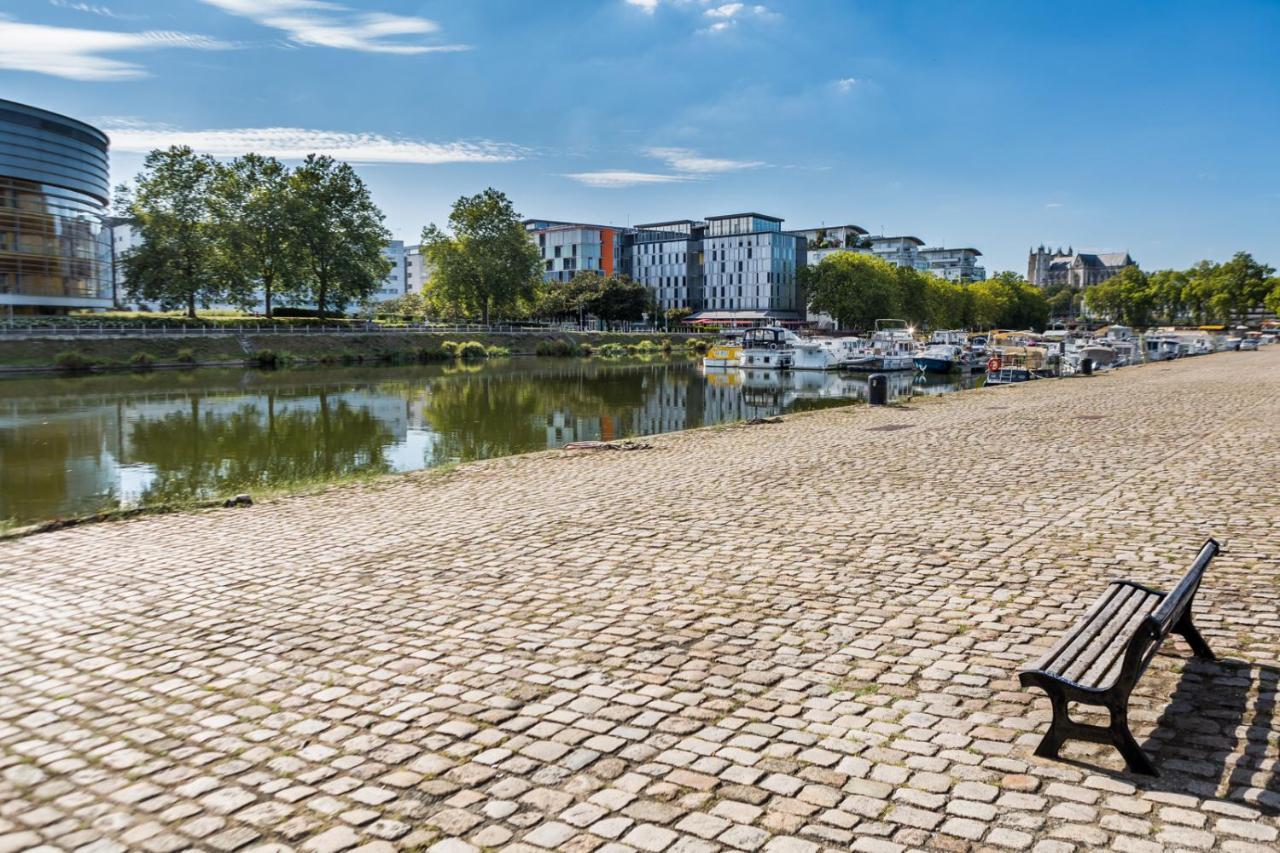 L'Idylle : T2 De Standing Avec Parking - Gare/Cite Des Congres/Lieu Unique Appartement Nantes Buitenkant foto